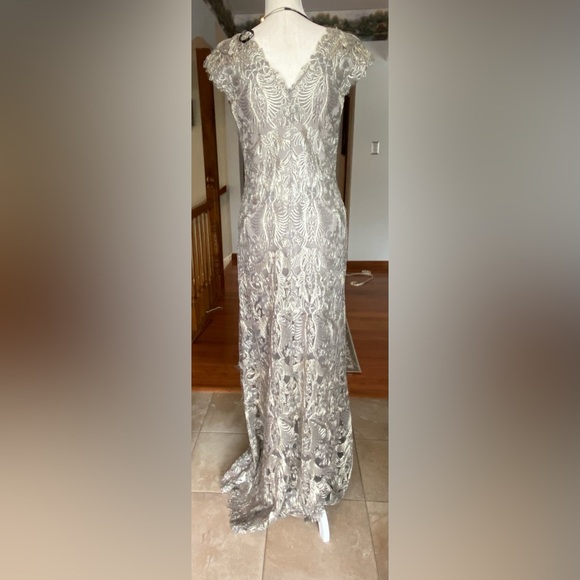 Tadashi Shoji smokepearl Corded Embroidery on Tulle Cap Sleeve Dress - Picture 8 of 8